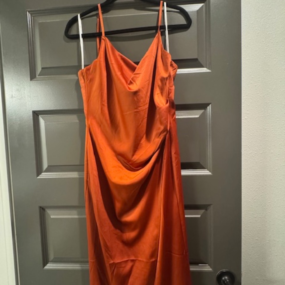 NWT Lulus Burnt Orange Satin Maxi Dress | Spaghetti Strap Formal Gown Size M